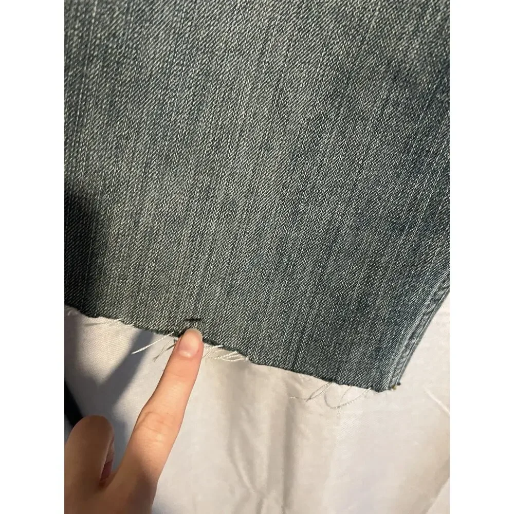 Levi Men Jean Shorts Jorts Denim Size 32 559 Denim Raw Edge Jean Shorts‎